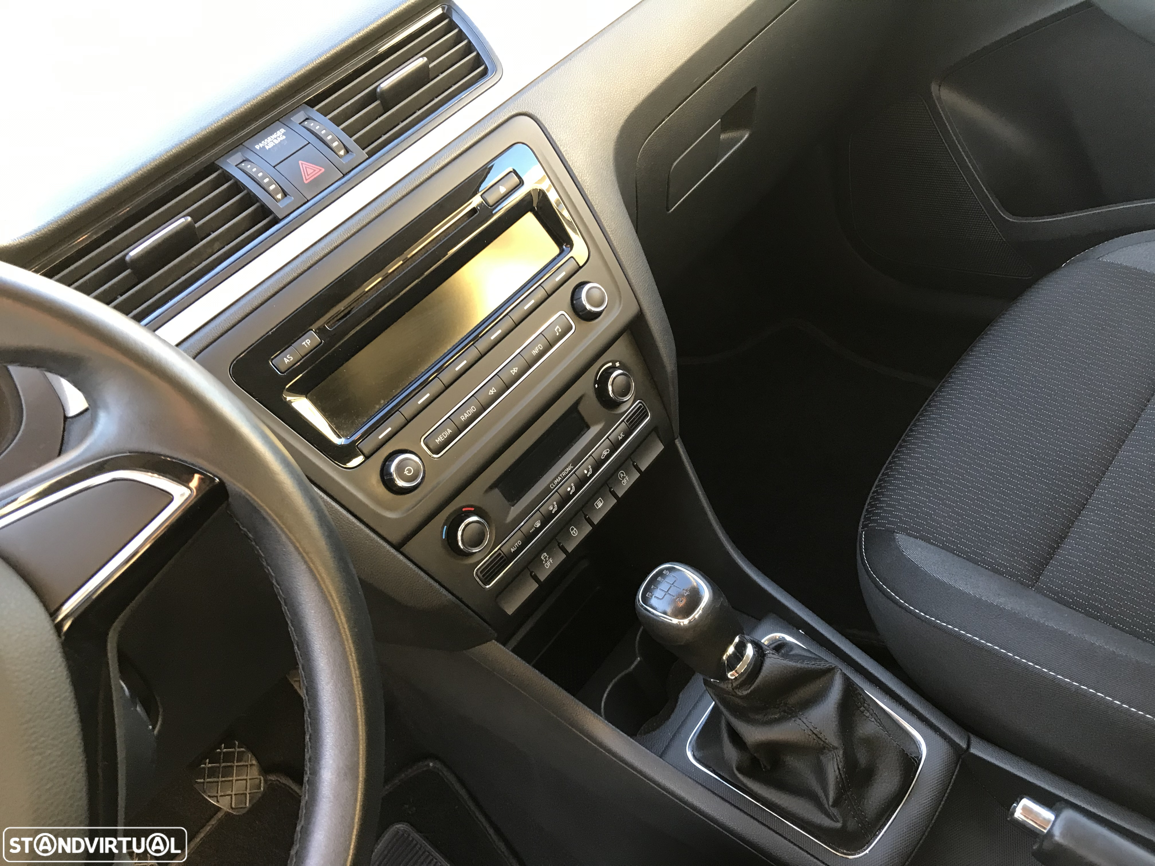 Skoda Rapid Spaceback 1.6 TDi Ambition - 6