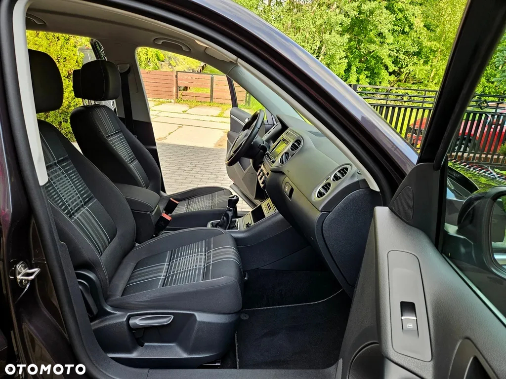 Volkswagen Tiguan 2.0 TDI SCR BlueMotion Technology Lounge Sport & Style - 13