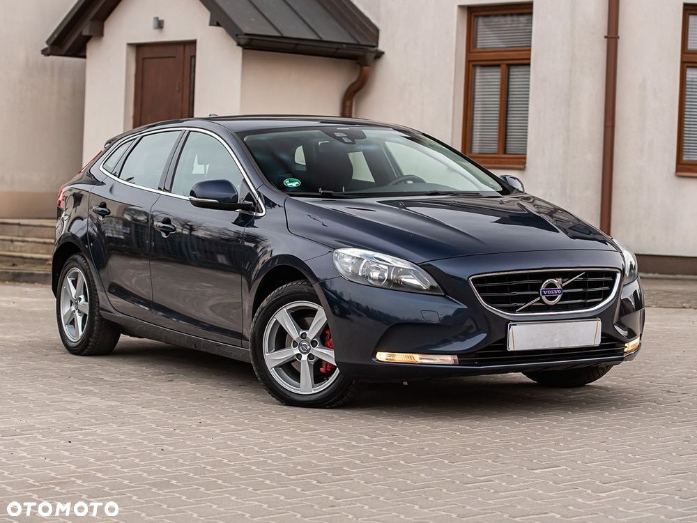 Volvo V40 - 2