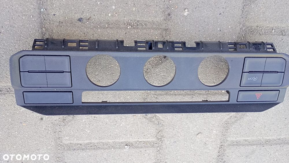 F.VAT MAN TGE Panel Klimatyzacji Nawiewu 7C0907426AD Ramka panela klimatyzacji VW Crafter II MAN TGE - 3
