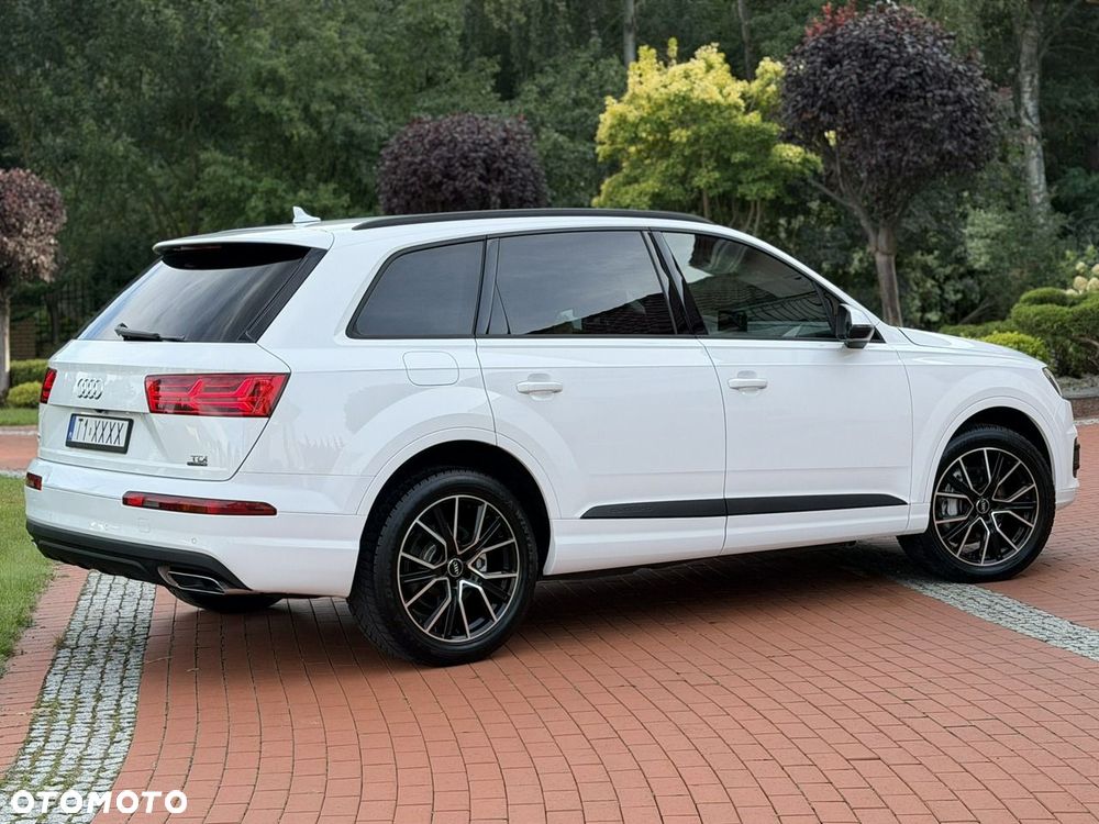 Audi Q7 - 11