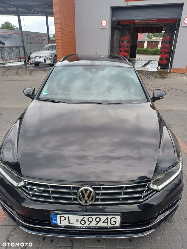 Volkswagen Passat - 16