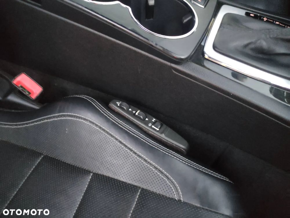 Mercedes-Benz Klasa E 500 7G-TRONIC Avantgarde - 22