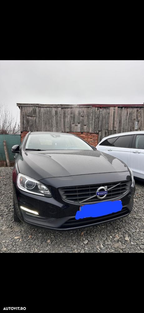 Volvo V60 D3 DRIVe Momentum - 1