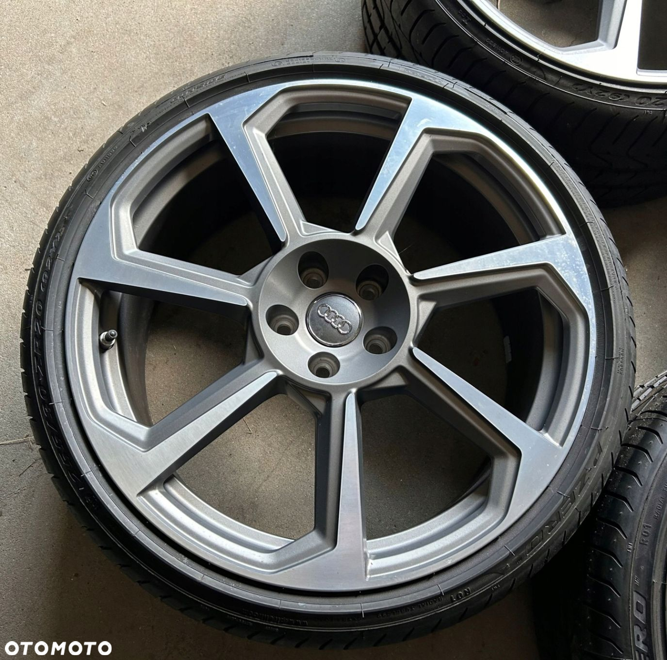 koła AUDI TT RS 8S 20" lato - 4