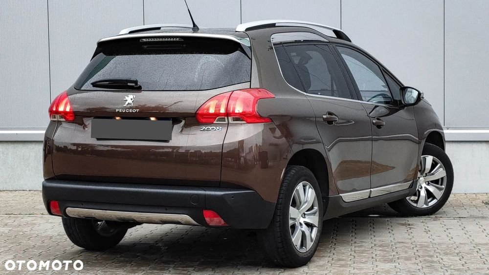 Peugeot 2008 1.6 VTi Allure - 11