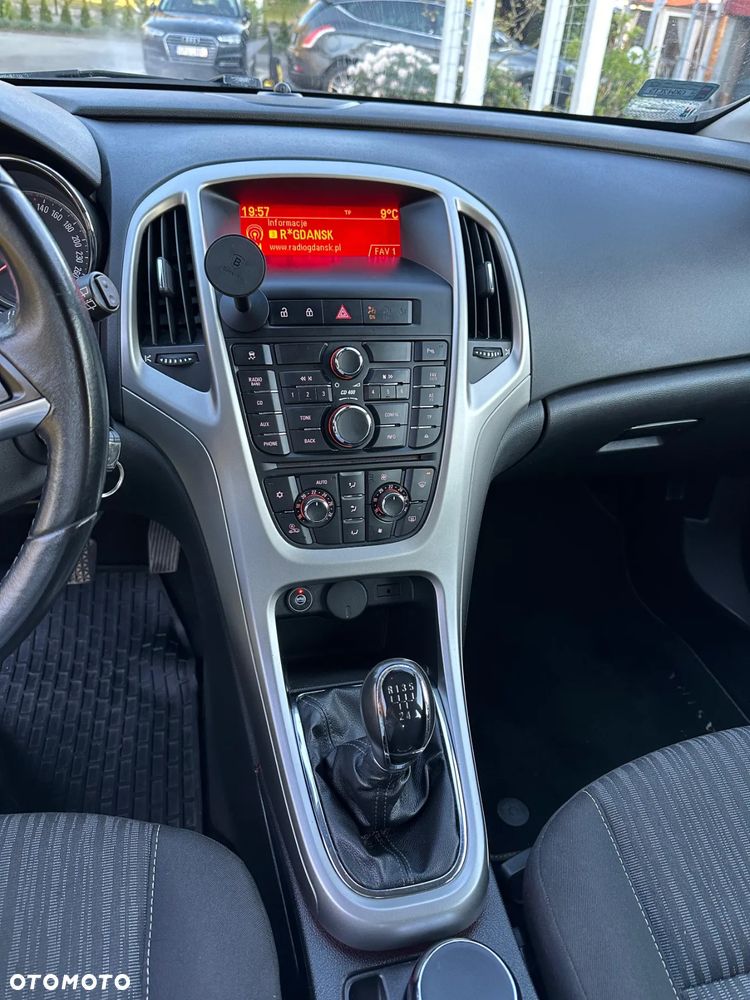 Opel Astra - 12