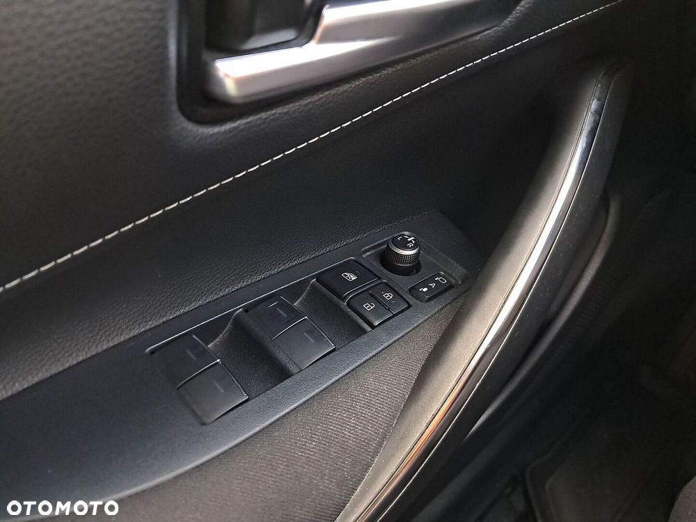 Toyota Corolla 2.0 Hybrid Comfort - 15