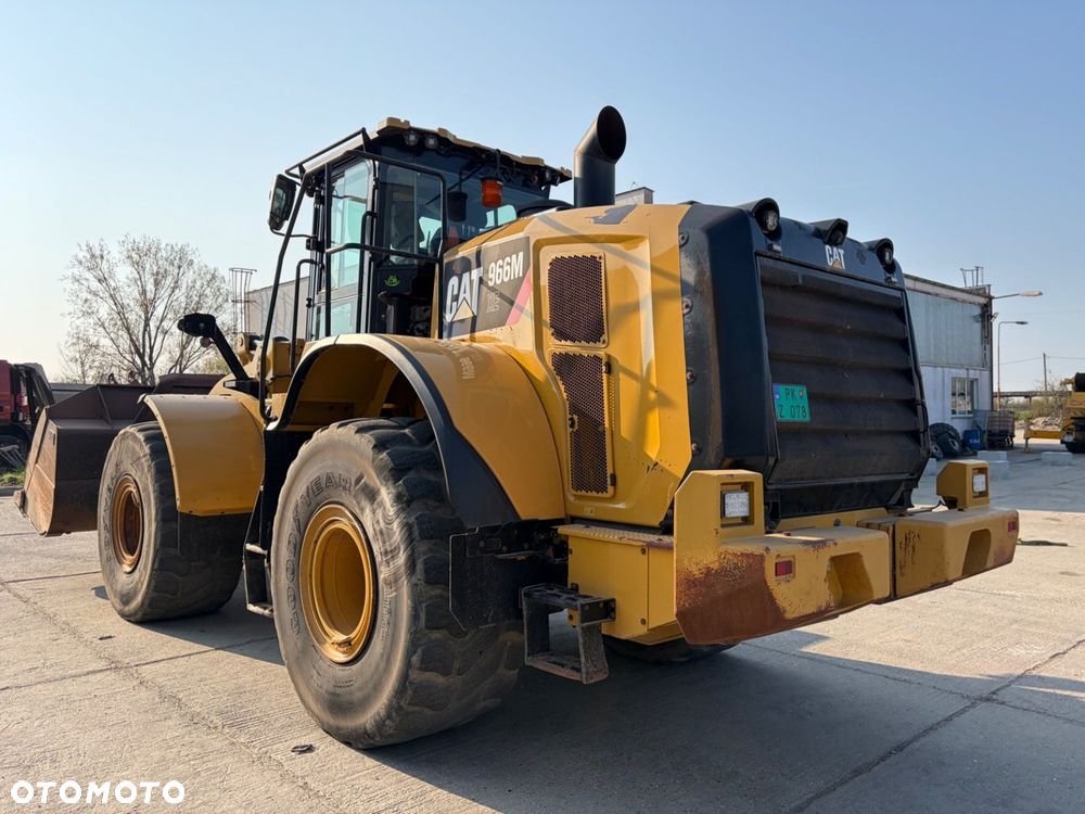 CAST 966 Mxe 4X4 - 8