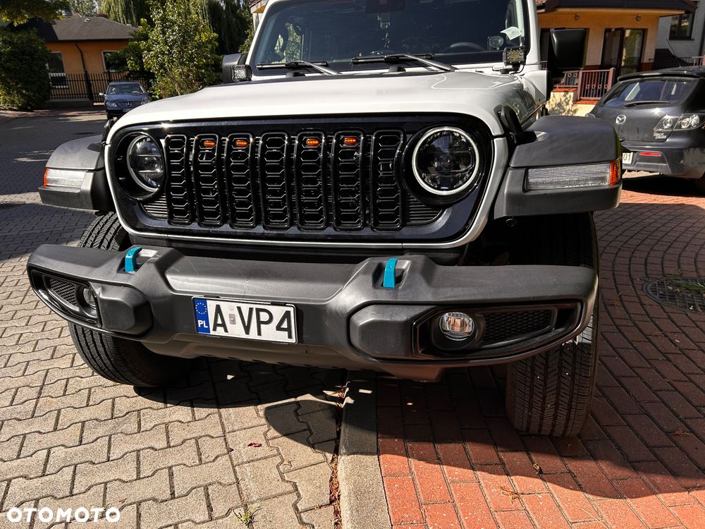 Jeep Wrangler - 2