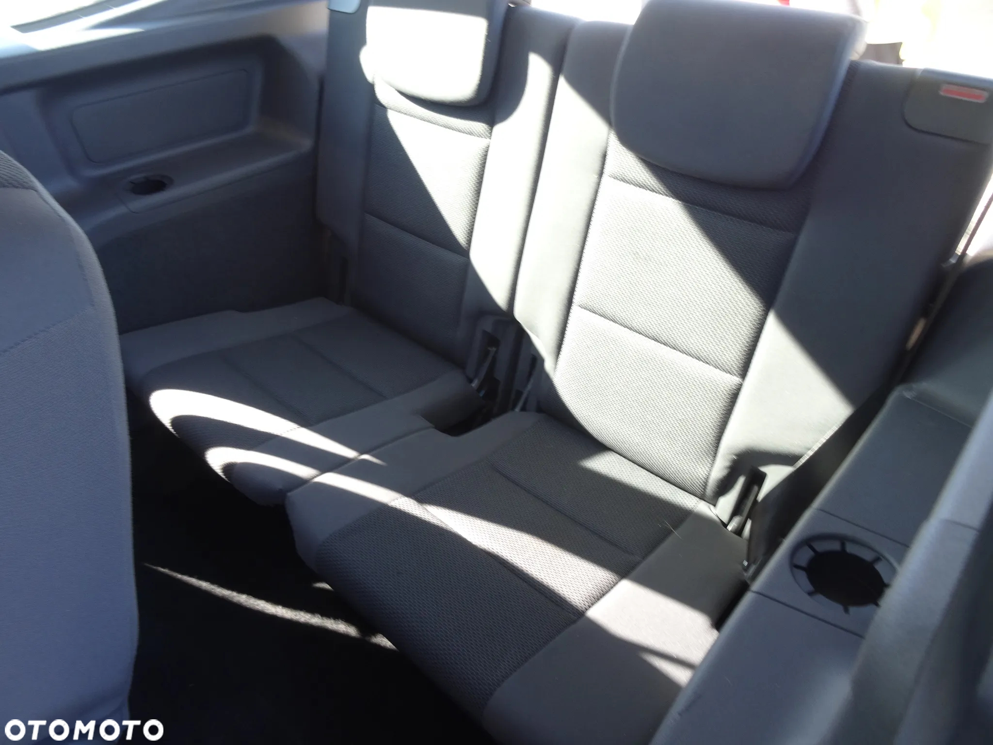 Volkswagen Touran 1.2 TSI BlueMot CityLine - 17