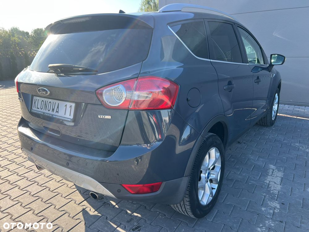 Ford Kuga 2.0 TDCi 4x4 Titanium - 12