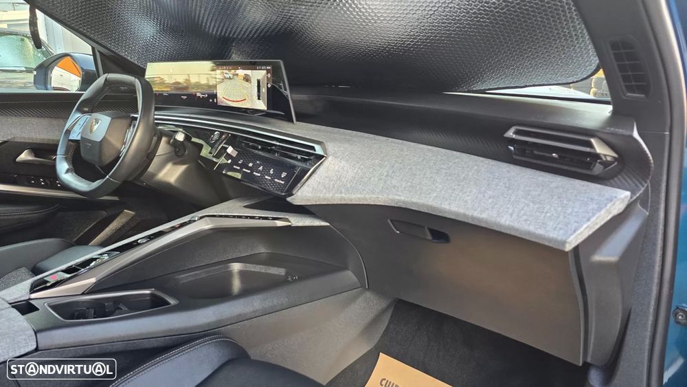 Peugeot 5008 1.2 Hybrid Allure e-DCS6 - 19