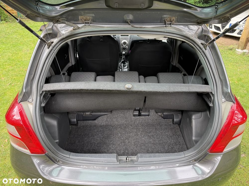 Toyota Yaris 1.33 Premium - 15