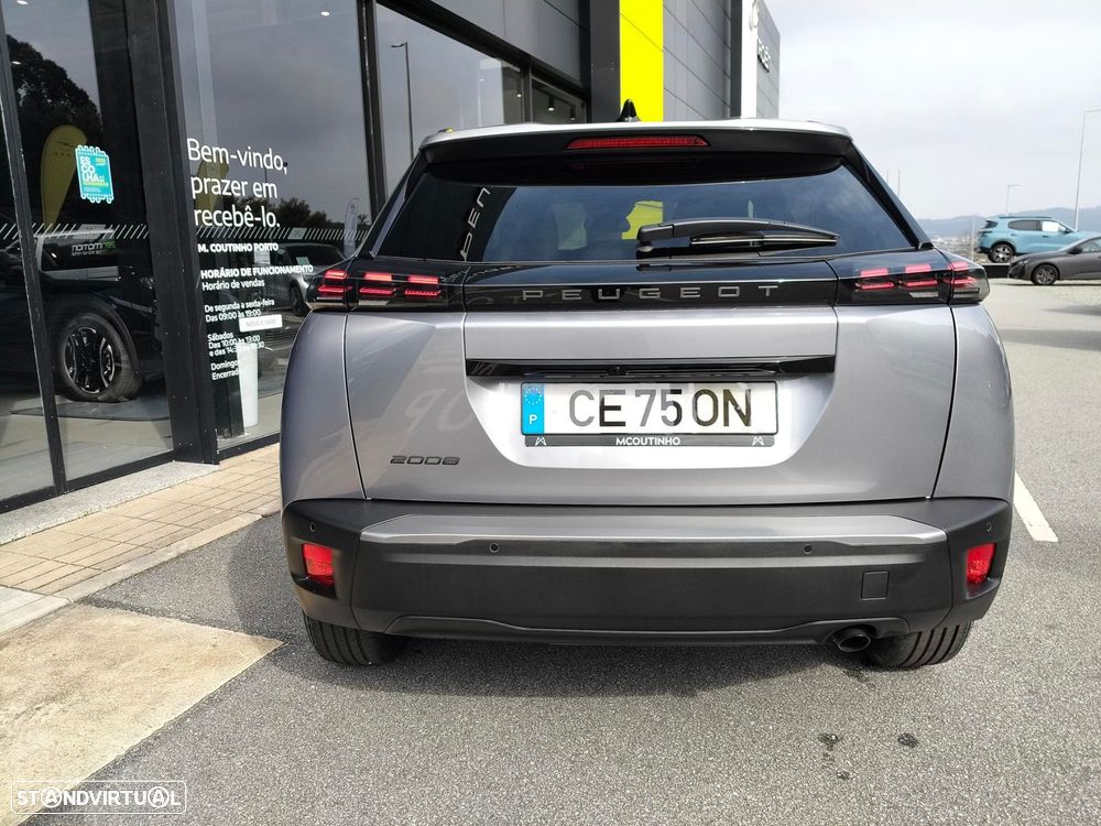 Peugeot 2008 1.2 PureTech Allure - 3