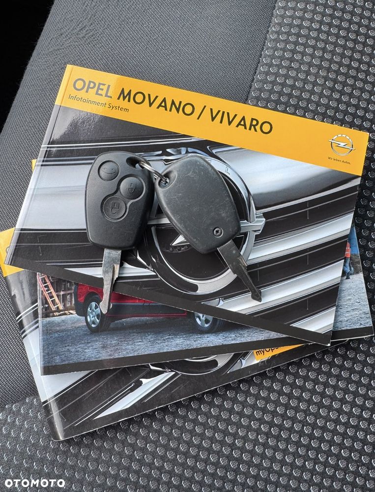 Opel Vivaro - 12