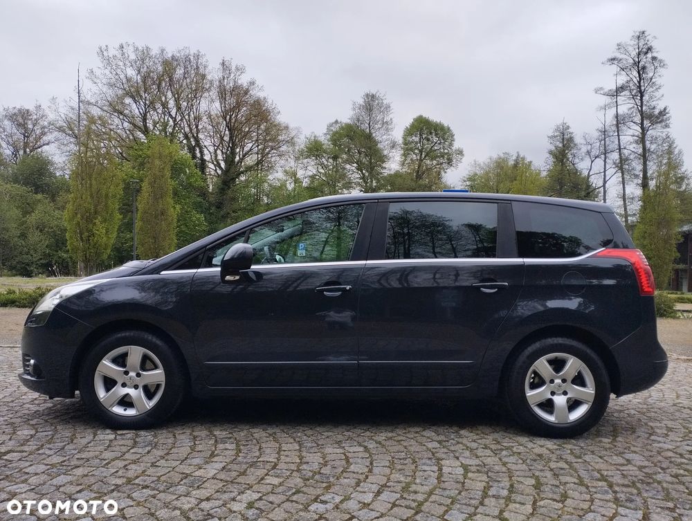 Peugeot 5008 HDI FAP 150 Allure - 18