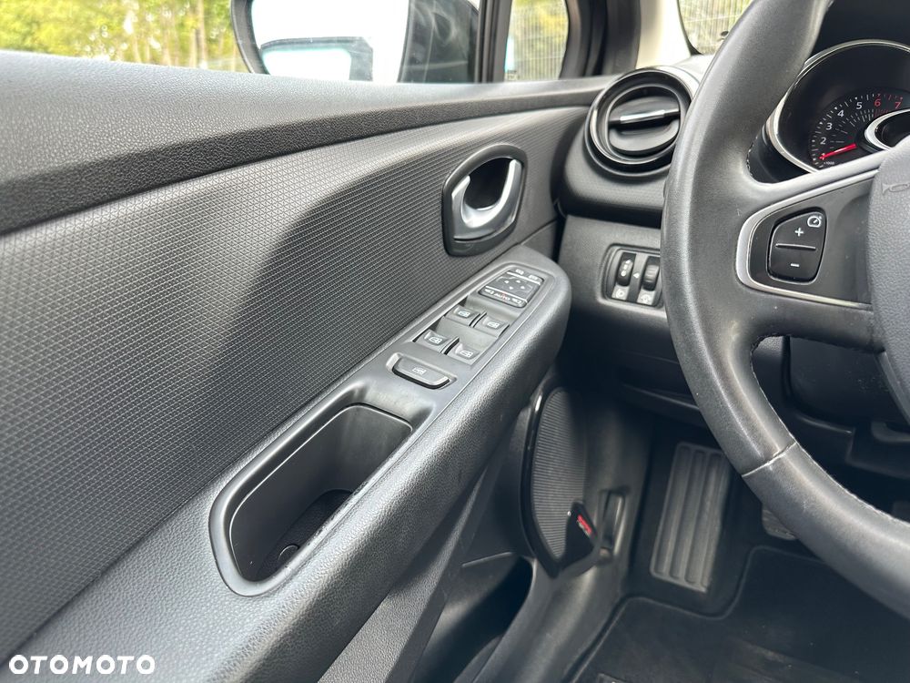 Renault Clio 1.2 16V Limited - 12