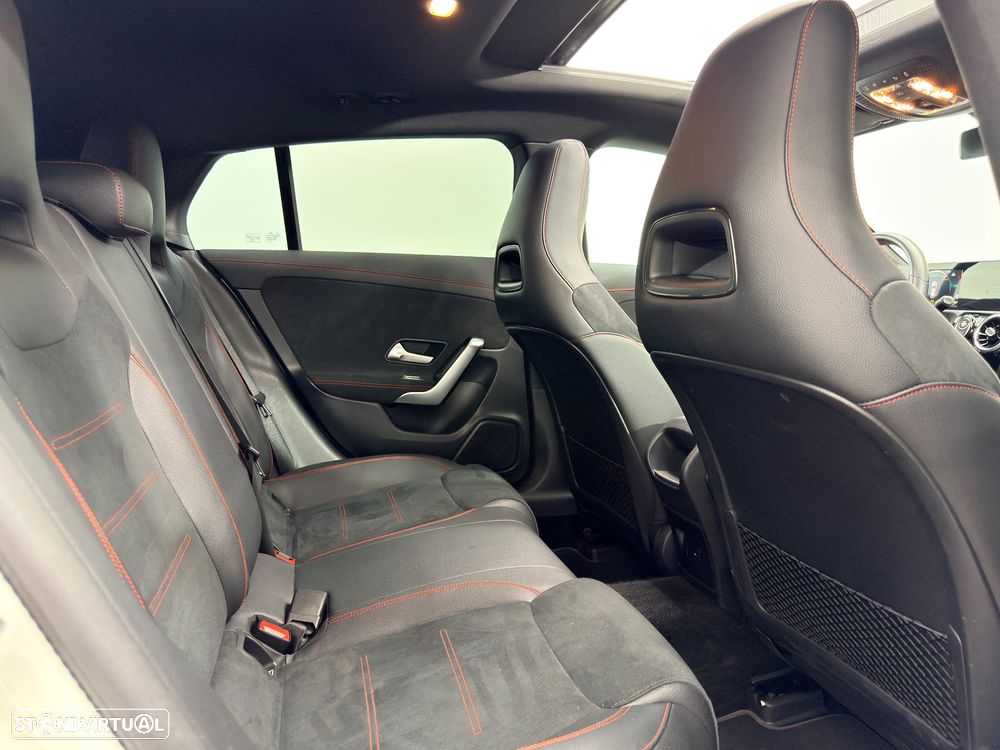 Mercedes-Benz CLA 250 e Shooting Brake AMG Line - 25
