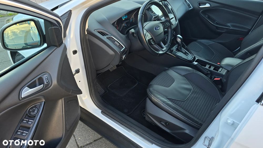 Ford Focus 1.5 EcoBlue Start-Stopp-System TITANIUM X - 26