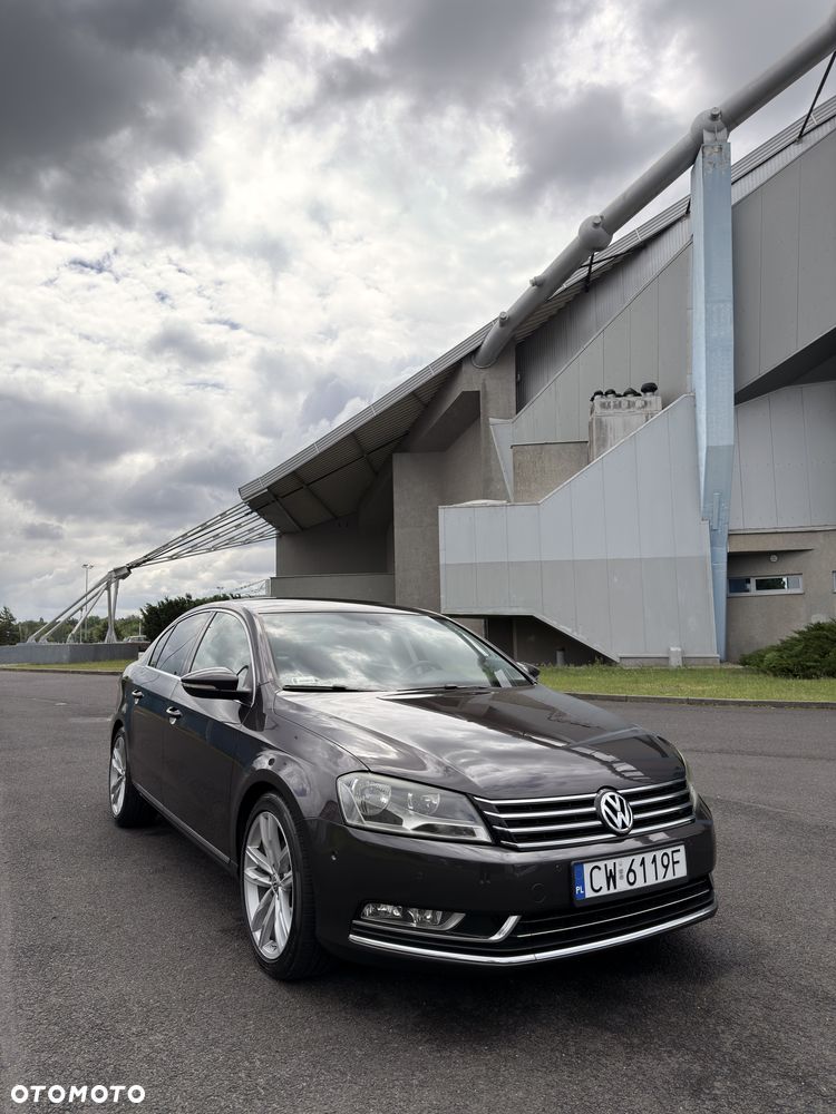Volkswagen Passat 2.0 TDI DPF Highline DSG - 18