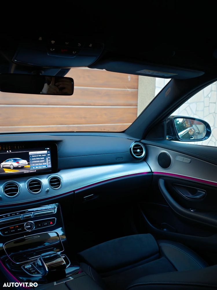 Mercedes-Benz E 220 d 4MATIC Aut. - 27