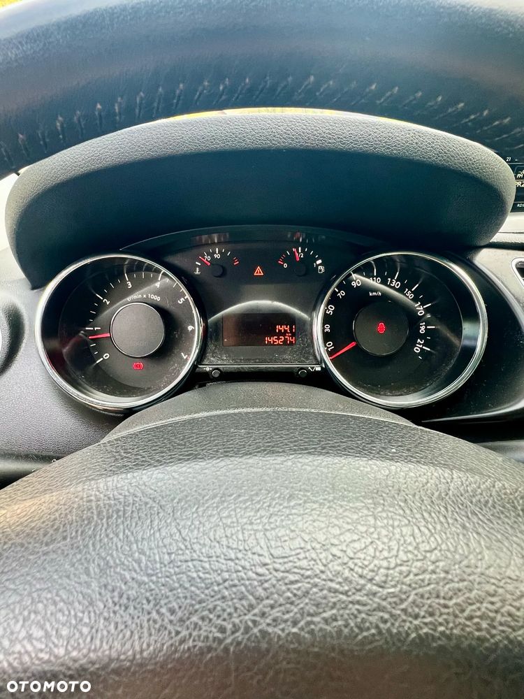 Peugeot 3008 1.6 THP Allure - 8