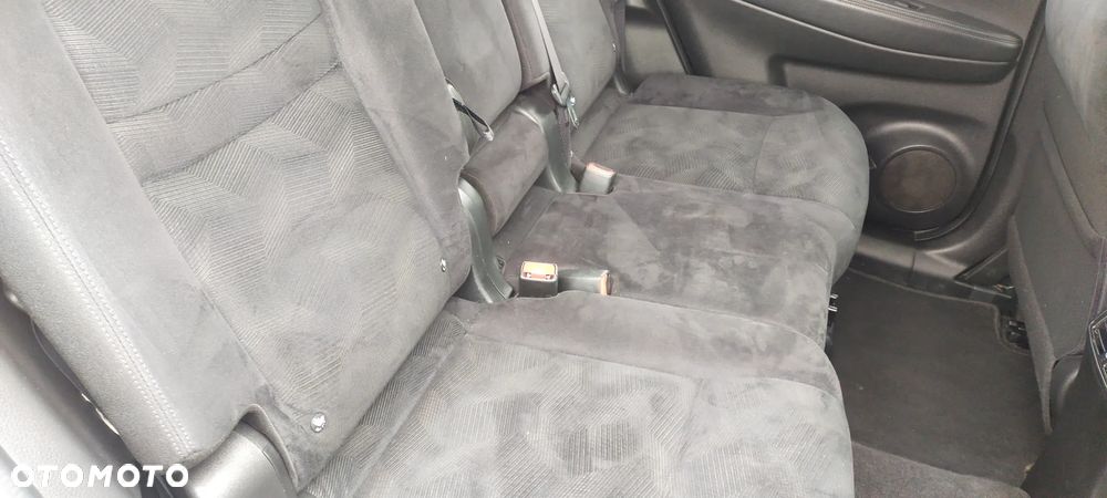 Nissan X-Trail 1.6 DCi N-Connecta 2WD 7os - 18