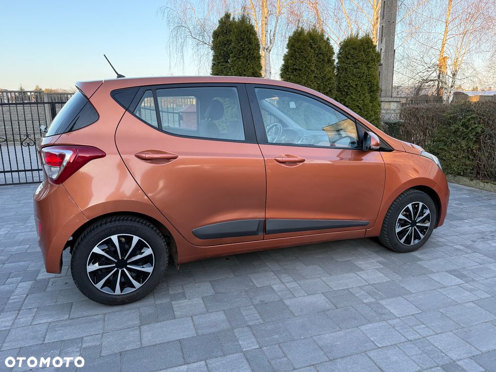 Hyundai i10 1.2 Fifa World Cup Edition - 7