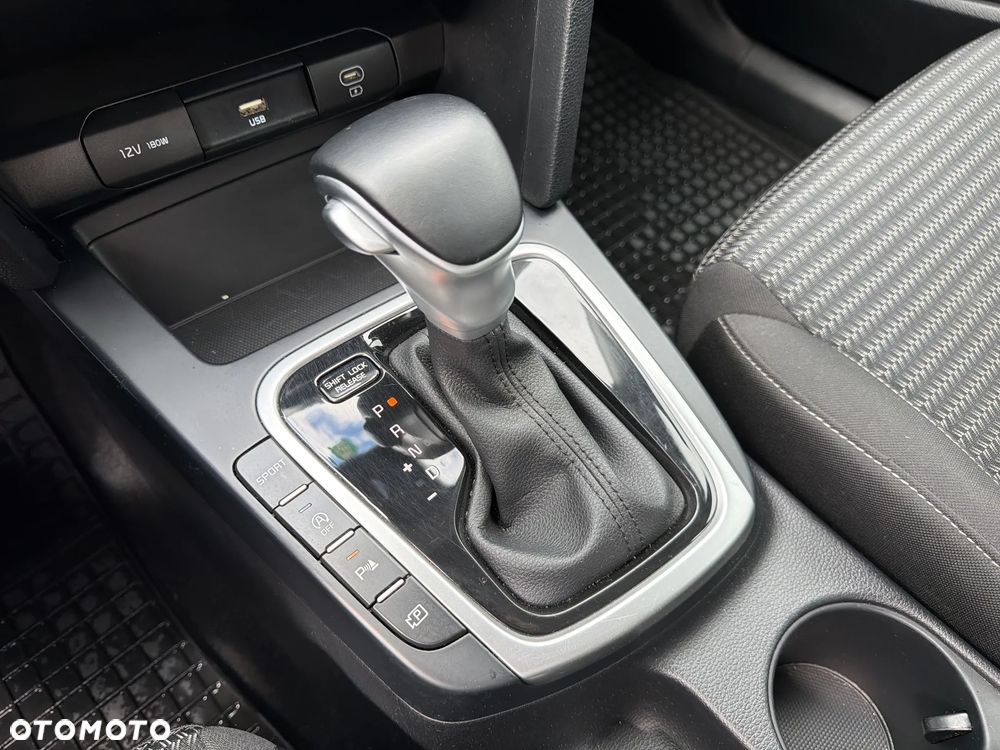 Kia Ceed 1.5 T-GDI M DCT - 16