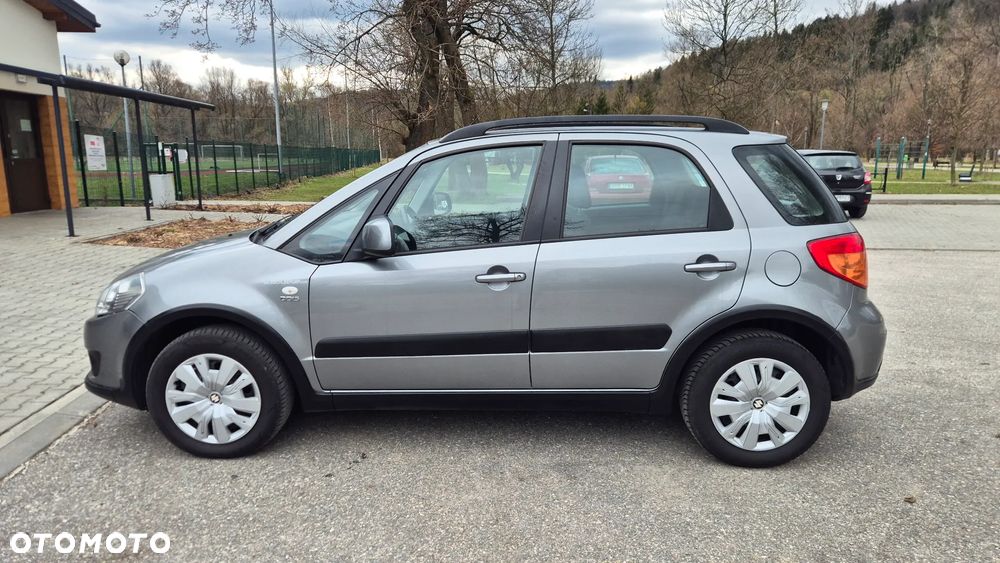 Suzuki SX4 - 12