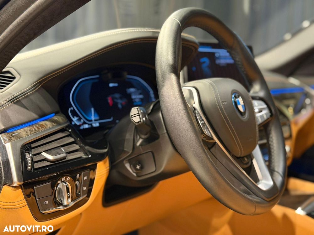 BMW Seria 5 530e xDrive AT PHEV - 28