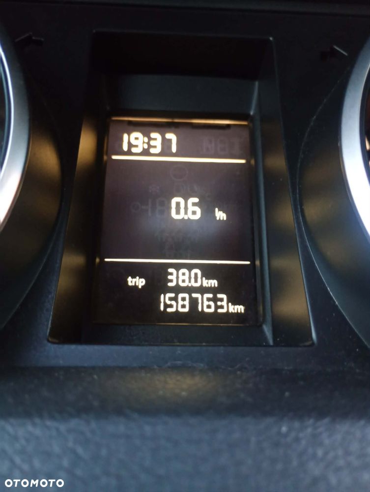 Volkswagen Golf 1.6 Comfortline - 5