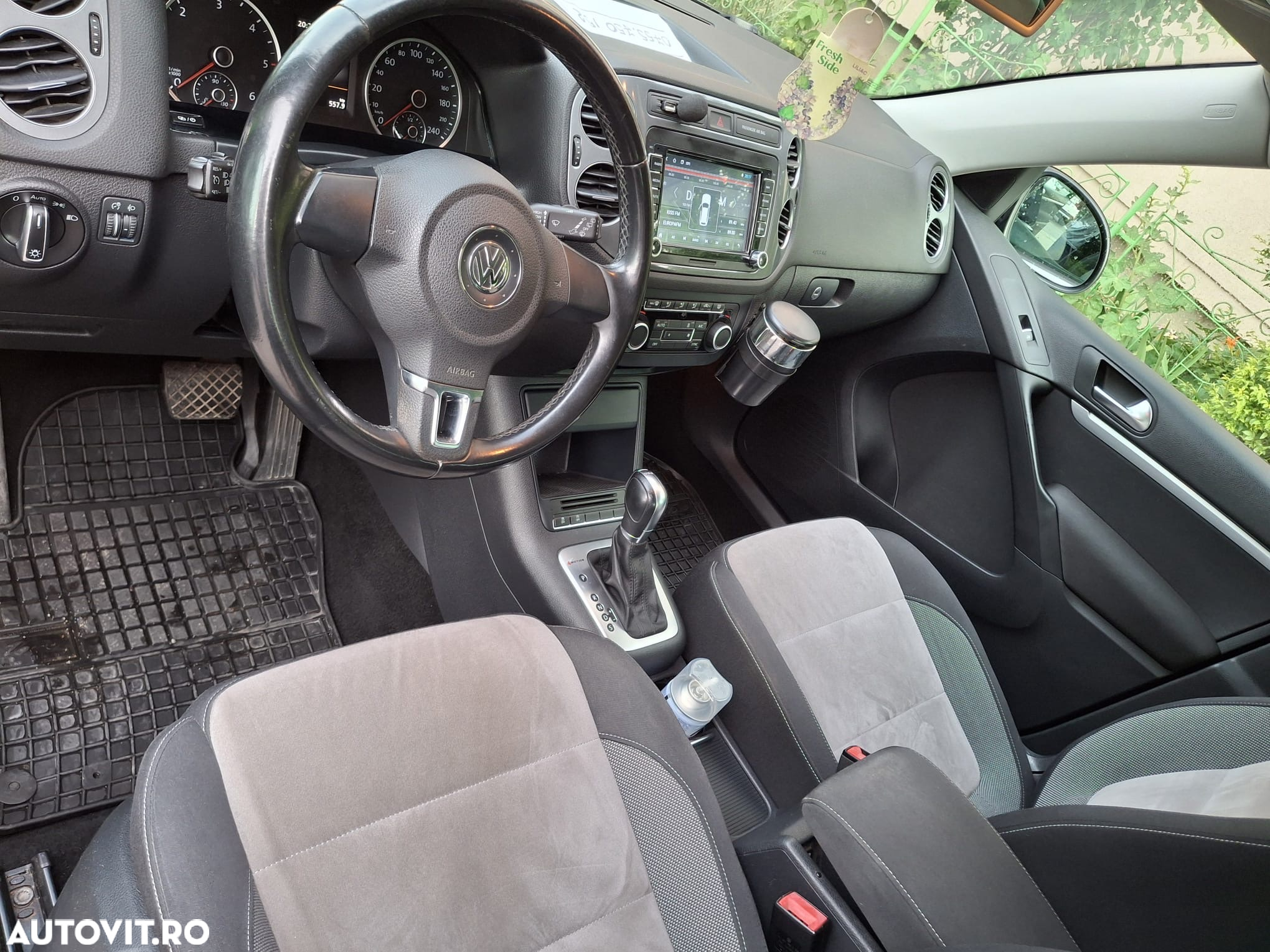 Volkswagen Tiguan 2.0 TDI 4Motion DSG BMT Track & Style - 6