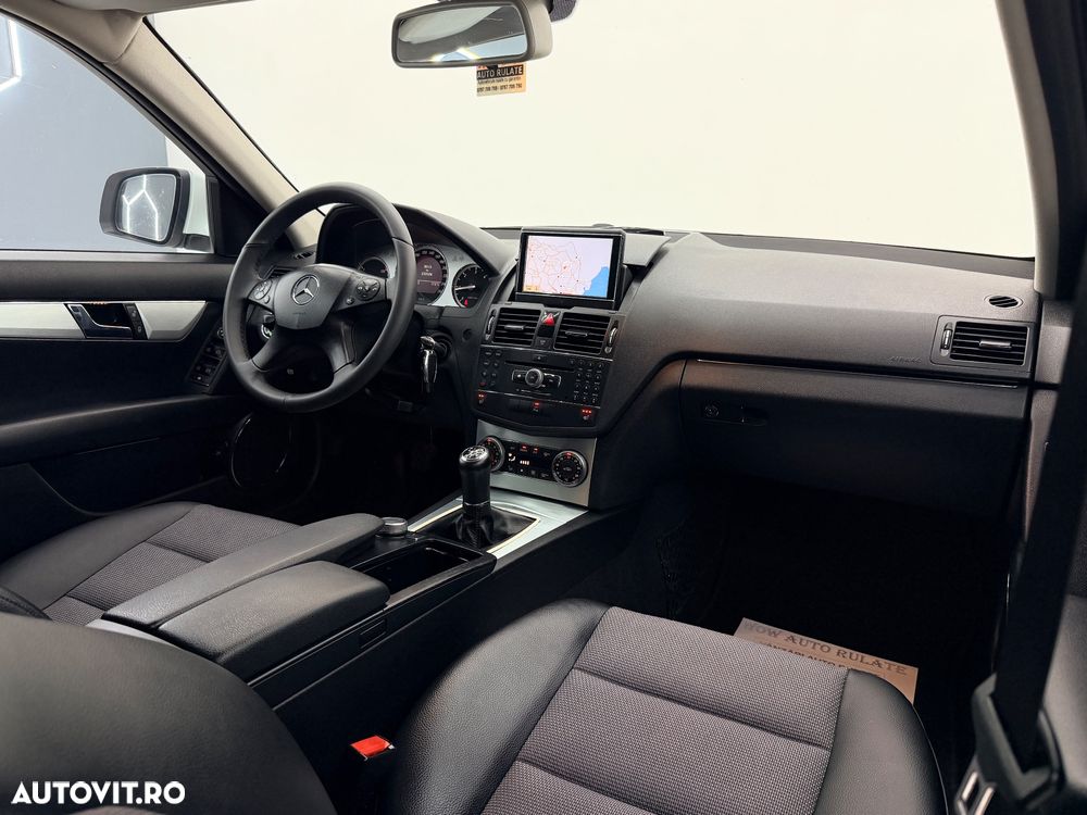 Mercedes-Benz C 220 CDI DPF (BlueEFFICIENCY) Avantgarde - 19