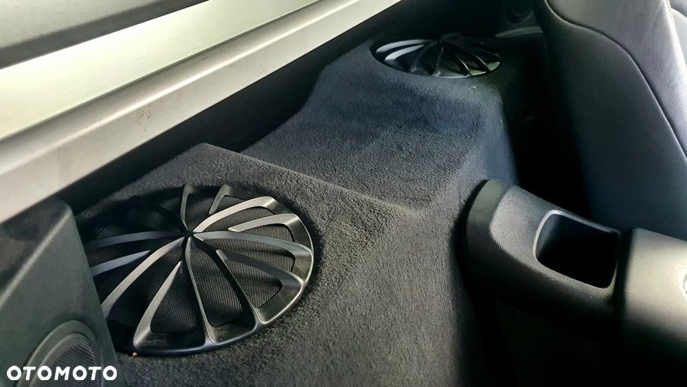 Toyota Supra 3.0 Turbo Executive - 32