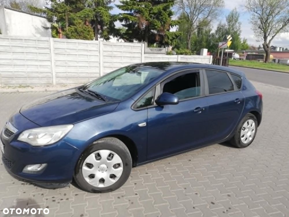 Opel Astra 1.4 T Enjoy - 1