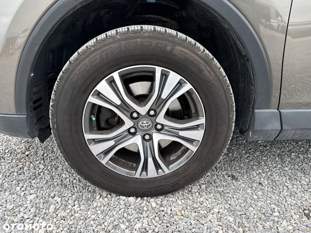 Toyota RAV4 - 16