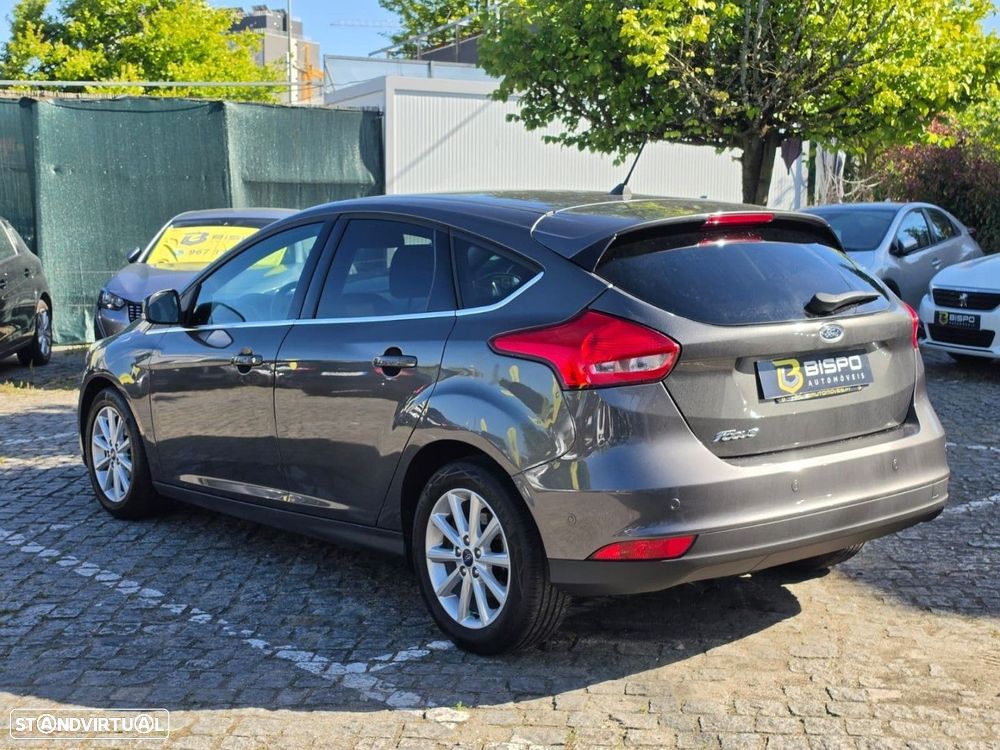 Ford Focus 1.5 TDCi ECOBlue Active - 8