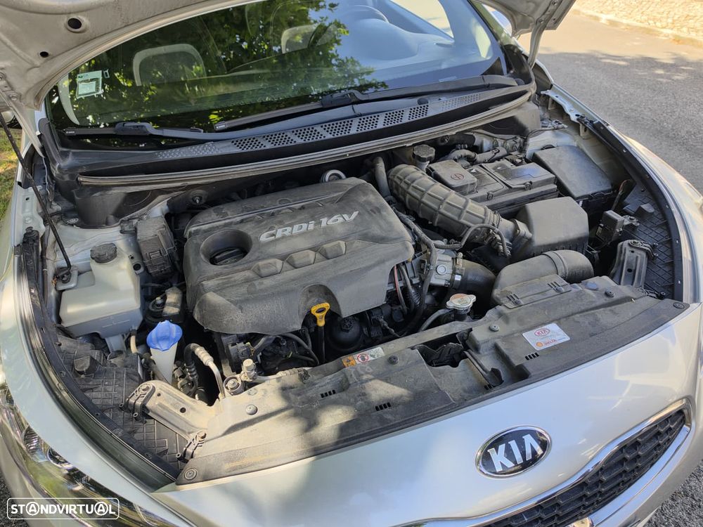 Kia Ceed SW 1.6 CRDi TX Prime - 13