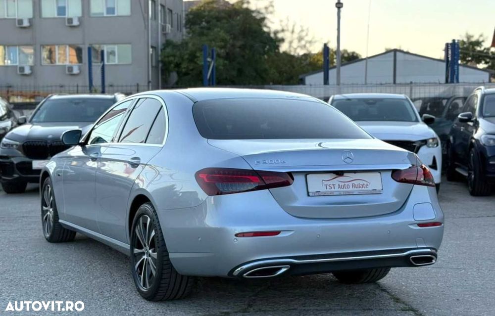 Mercedes-Benz E - 7