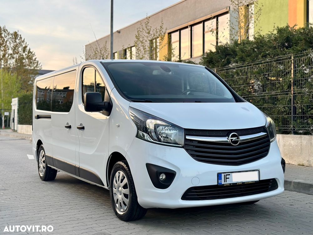 Opel Vivaro - 1