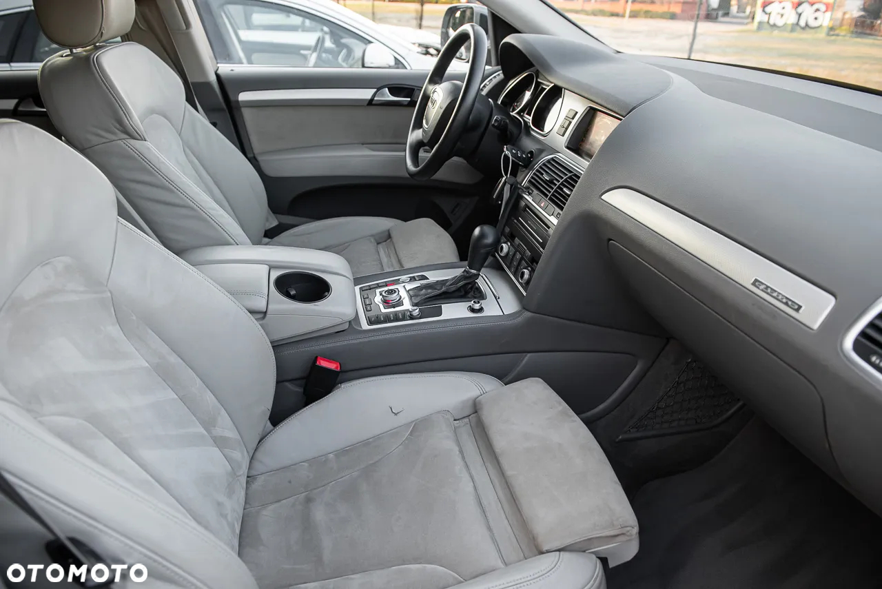 Audi Q7 4.2 FSI Quattro Tiptronic - 31