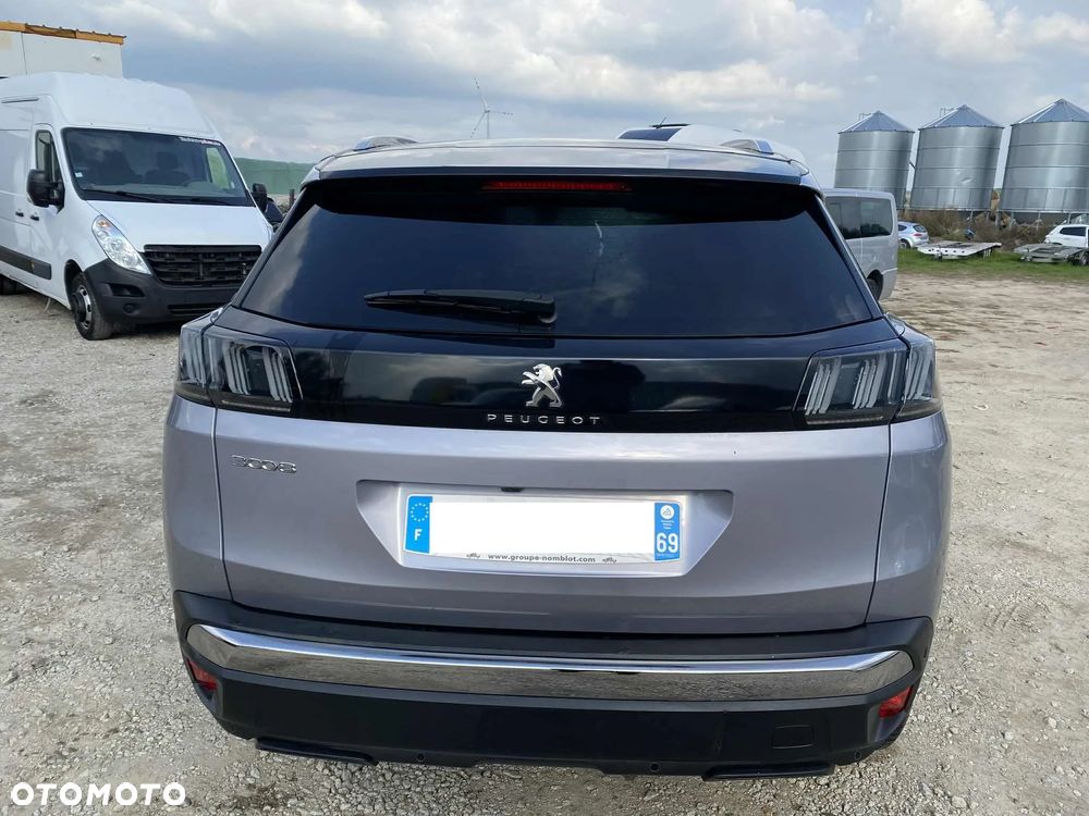 Peugeot 3008 1.2 PureTech Allure S&S EAT8 - 21