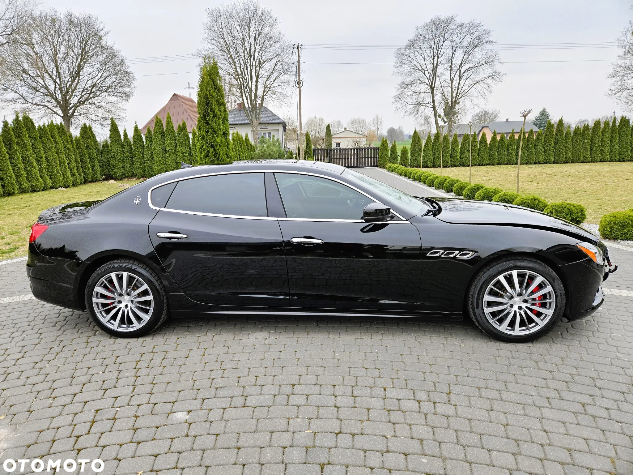 Maserati Quattroporte - 3