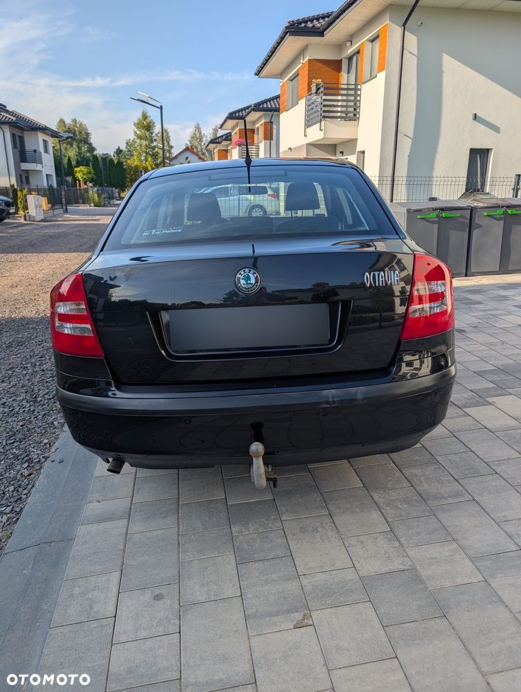 Skoda Octavia 1.6 - 12