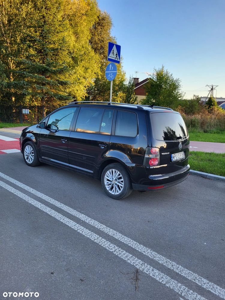Volkswagen Touran 1.9 TDI Highline - 18