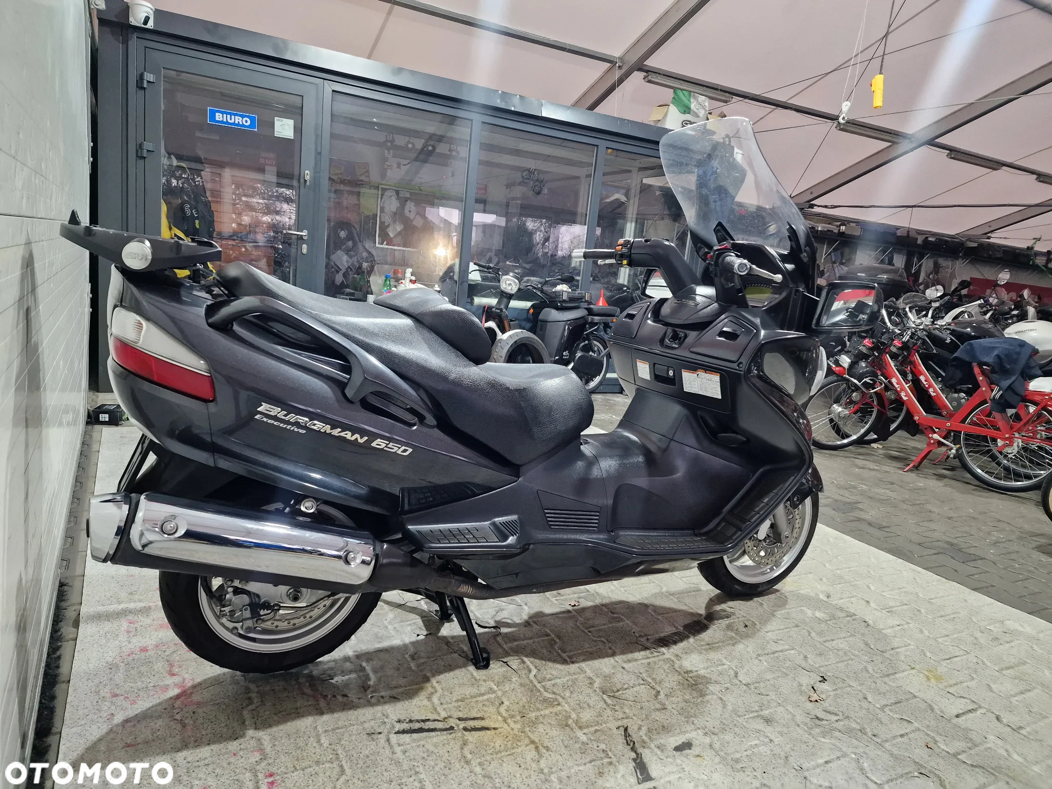 Suzuki Burgman - 17
