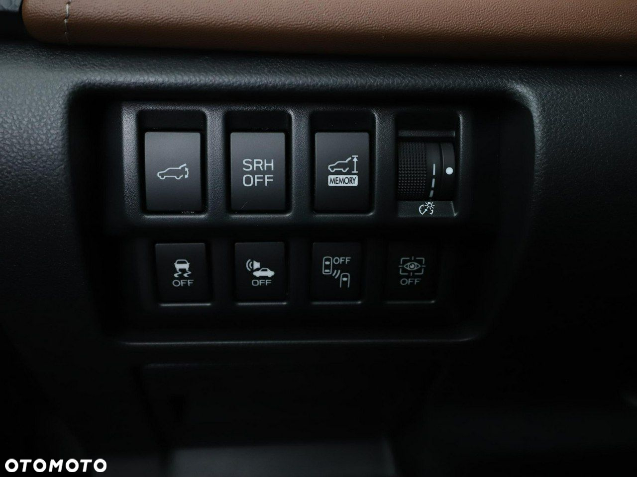 Subaru Forester 2.0 i Platinum Lineartronic - 34