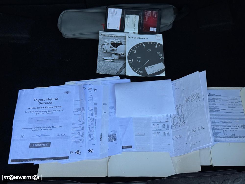 Toyota C-HR 1.8 HSD Exclusive - 15